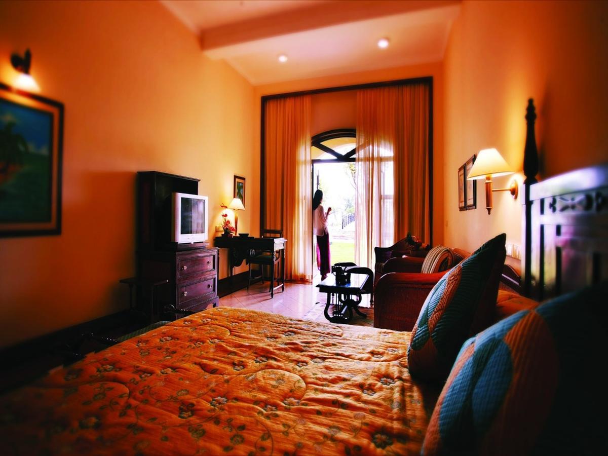 The Lalit Golf & Spa Resort Goa Canacona Rom bilde